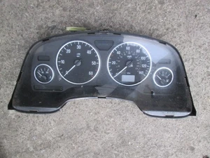 2003 VAUXHALL ZAFIRA 2.0 DTI INSTRUMENT CLUSTER WHITE SPEEDO 24461771 JY 121K - Picture 1 of 4