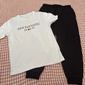 Boys Age 6-7 Years Joggers & Top New - Picture 1 of 1