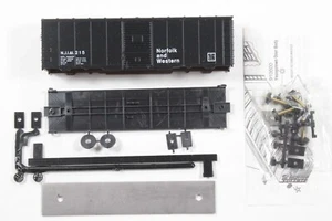 HO Roundhouse Norfolk & Western / New Jersey Indiana & Illinois 40ft Box Car 215 - Picture 1 of 8