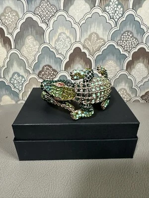 Pulsera Betsey Johnson Cristal Verde Helado Caimán Bisagras 7" Puño Cocodrilo Foto 1 de 4