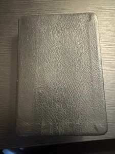 Holy Bible Compact KJV Reference Edition Hendrickson Bonded Leather - Picture 1 of 10