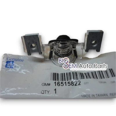Luz de lámpara de matrícula trasera OEM GM nueva Chevrolet Pontiac Buick Olds 16515822 Foto 1 de 2