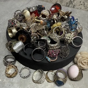 JOB LOT Costume Jewellery Rings Vintage/Modern x100 Bundle Party Craft Upcycle - Picture 1 of 11