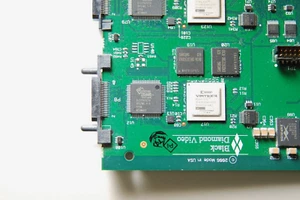 Lot Of 15 Xilinx Virtex-4 XC4VLX25 Chips For Salvage (Black Diamond Video 4XSL) - Picture 1 of 5