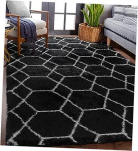 Geometric Area Rug 5x8, Soft Plush Fluffy Rug for 5 x 8 Feet Black / White - Picture 1 of 7