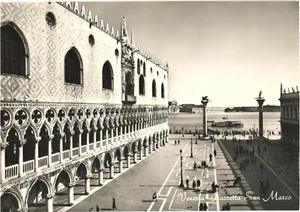 View of People At St. Mark's Square, Piazza San Marco, Venice, Italy Postcard - Picture 1 of 2