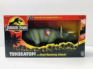 Jurassic Park Triceratops JP08 Head Ramming Attack Vintage 1993 Kenner NIB!