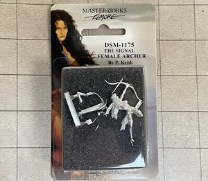 The Signal, Female Archer - Dark Sword Miniatures - DSM-1175 - Picture 1 of 1