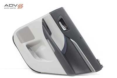 2017–2019 TOYOTA HIGHLANDER ЗАДНЯЯ ПРАВАЯ БОКОВАЯ ВНУТРЕННЯЯ ДВЕРНАЯ ПАНЕЛЬ НАКЛАДКА ОТ ОРИГИНАЛЬНОГО ПРОИЗВОДИТЕЛЯ - Изображение 1 из 4