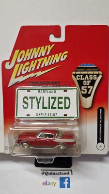 Classe 2005 di Johnny Lightning del 1957 1947 Studebaker Golden Hawk (NG16) - Immagine 1 di 2