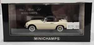 Paul's Model Art Minichamps MG B Cabriolet Soft top 62-69 DieCast 1/43 *READ* - Picture 1 of 4