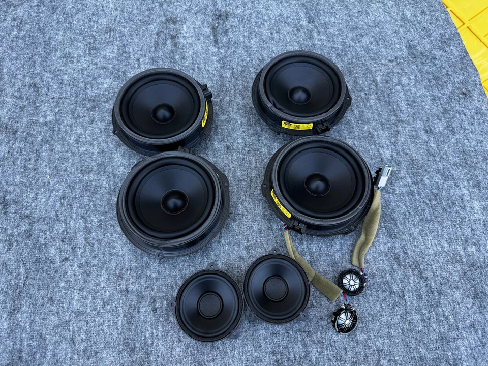 MERIDIAN DOOR SPEAKER TWEETER SET JAGUAR XF XFR OEM (2009-2015) - Image 1 of 4