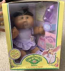 Muñeca bebé adoptable Girl Cabbage Patch 2005 en caja original sin abrir - Imagen 1 de 6