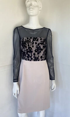 Karen Millen - Vestido Vaina Superpuesto Rejilla Negro y Beige Talla 10 M Foto 1 de 4