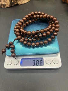 8 mm Papua Tribute Holz 108 Perlen Halskette 巴布亚贡木沉香圆珠108脖挂 - Bild 1 von 10