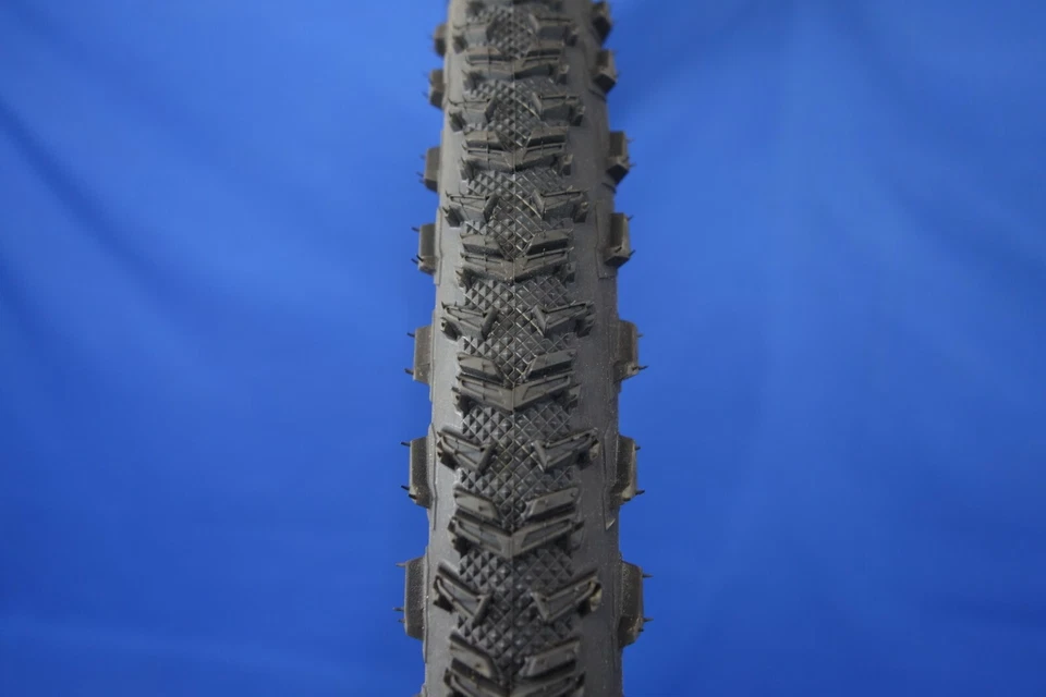 Nuevo neumático de bicicleta de montaña Geax Mezcal 27,5" x 2,10" - blanco/negro - cuentas de cable Foto 1 de 2