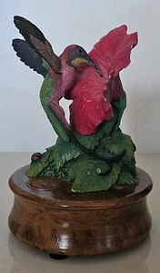 Vntg  Music Box Willitts Melodies Hummingbird Red 5.5" Works Great - Picture 1 of 14