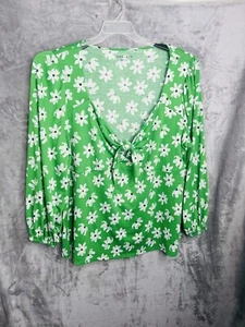 🆕 Ava & Viv Women’s Plus Size Green W/ White Flowers Long Sleeve  Top Size 2X ￼ - Picture 1 of 7