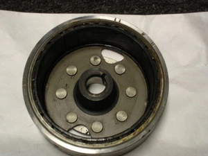 1981 HONDA XL250S XL 250 FLYWHEEL GENERATOR ROTOR CHARGING MAGNETO OEM - Bild 1 von 3