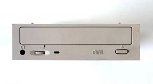 Cd-rom drive, repl.w/compaq 327659-001, p/n: 179137-714 - Picture 1 of 2