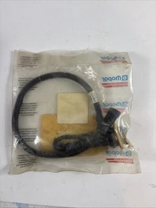 New OEM NOS Mopar Corner Light Socket and Cable part #4400216 one piece - Picture 1 of 7