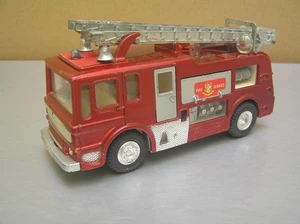 Dinky Toys 285 Merryweather Marquis Fire Tender made in England Excellent Cond. - Picture 1 of 8