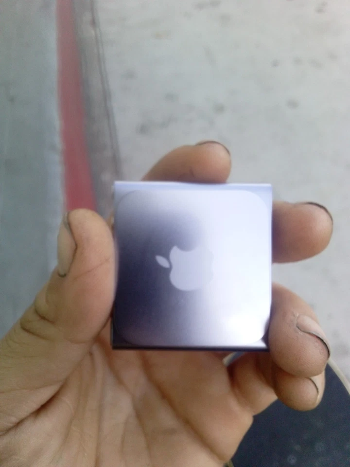 APPLE iPOD NANO 6th Generation 8GB Silver MC525LL  - Image 1 of 1