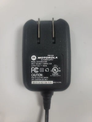 Motorola AC Power Supply Wall Phone Charger  DCH3-05US-0300 SPN5185A - Image 1 of 3
