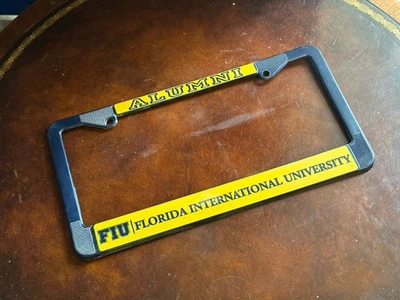 Florida International University FIU ALUMNI Plastic License Plate Frame Panthers Foto 1 de 2
