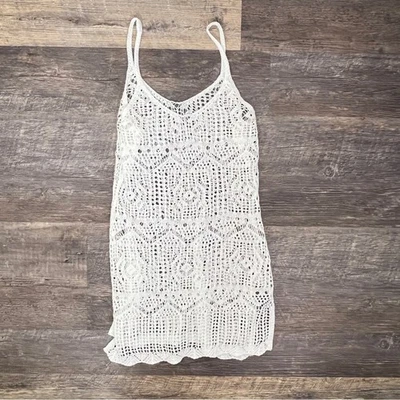 White crocheted swimsuit cover up size medium M B153 - Image 1 of 3