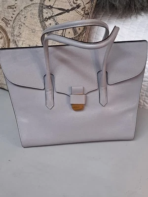  Bolso de mano Coccinelle de lujo gris Foto 1 de 4