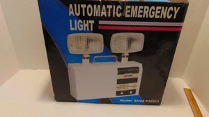 VINTAGE NEU IN VERPACKUNG AUTOMATISCHE NOTLEUCHTE MODELL P38013 - Bild 1 von 4