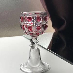 Antigua copa de vino Baccarat Diamant Pierreries cristal rojo rubí 12,2 cm rara - Imagen 1 de 10