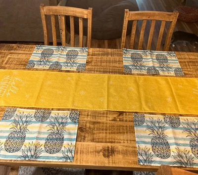 Set Of Four Placemats And One Table Runner, Pineapple And Summer Theme - Image 1 of 4
