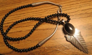 VINTAGE NAVAJO STERLING & Onyx PENDANT Necklace Signed GB George Begay - Picture 1 of 18
