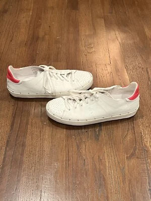 Zapatillas Rebecca Minkoff Mitchell blancas de cuero topo con tachuelas con cordones talla 7,5 Foto 1 de 4
