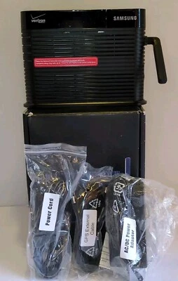 Samsung Verizon Wireless Network Extender SCS-2U01 Network Extender - Image 1 of 4