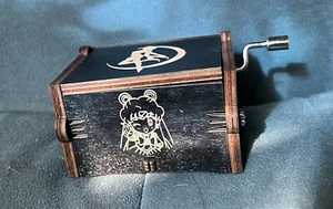 Sailor Moon Music Box Hand Crank Musical Box Carved Wooden Music Boxes Black - Picture 1 of 7