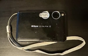 Nikon Coolpix S3 6MP Digital Camera Black, For Parts Or Repair - Picture 1 of 3