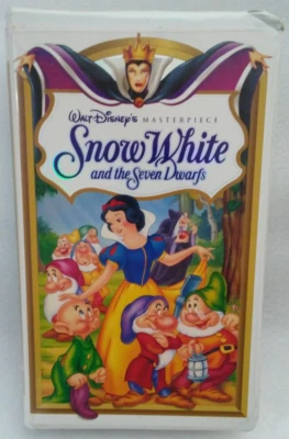 VHS Snow White And The Seven Dwarfs (VHS, 1994, Clamshell, Disney) - Image 1 of 4