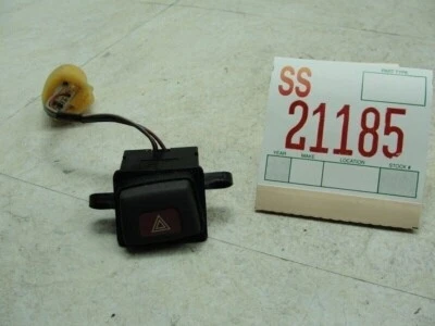 Interruptor de luz de peligro Millenia 2001 2002 Mazda botón de control montado en el tablero delantero Foto 1 de 4