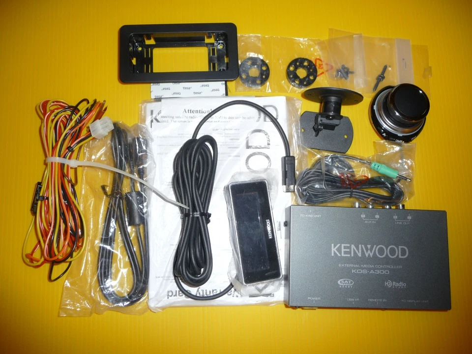 Controlador de medios externos Kenwood KOS-A300 Foto 1 de 4