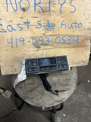 Hyundai XG 350 2002-05 control digital de temperatura Foto 1 de 3