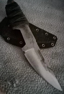 Custom Made Handcrafted Kwiaken Style EDC Fixed Blade - Image 1 of 4