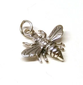 Realistic Handmade 925 Sterling Silver Bumble Bee Pendant No Chain 14 x 11 mm - Picture 1 of 8