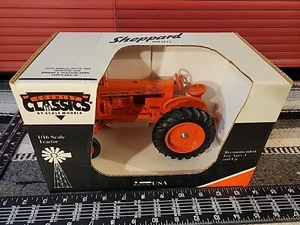 Trattore agricolo Sheppard Diesel SD-4 WF 1/16 pressofuso replica da modelli in scala - Foto 1 di 8