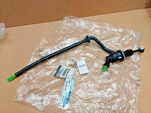 Renault Master MK3 Clutch Master Cylinder 306108843R 2010-2023 Genuine NEW - Picture 1 of 9