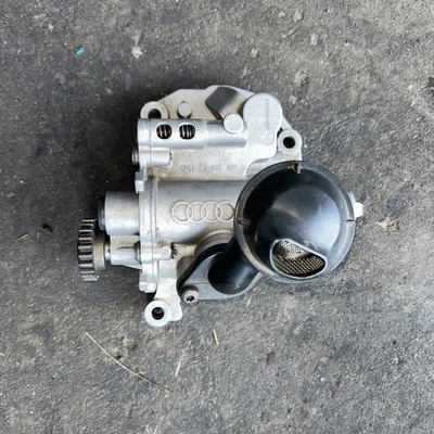 Bomba de óleo do motor 06H115105AF para Audi A4 A5 A6 Quattro Q5 TT Quattro 2011-2015 - Imagem 1 de 4