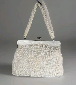 Vintage Thrashed Beaded Lucite Kiss Lock Evening Bag Purse Clutch - Picture 1 of 12