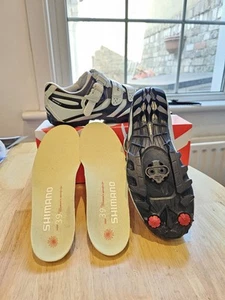 Shimano Damen Fahrradschuhe SH-WM61 mit Stollen KAUM GETRAGEN EU 39 UK 5,2 - Bild 1 von 19